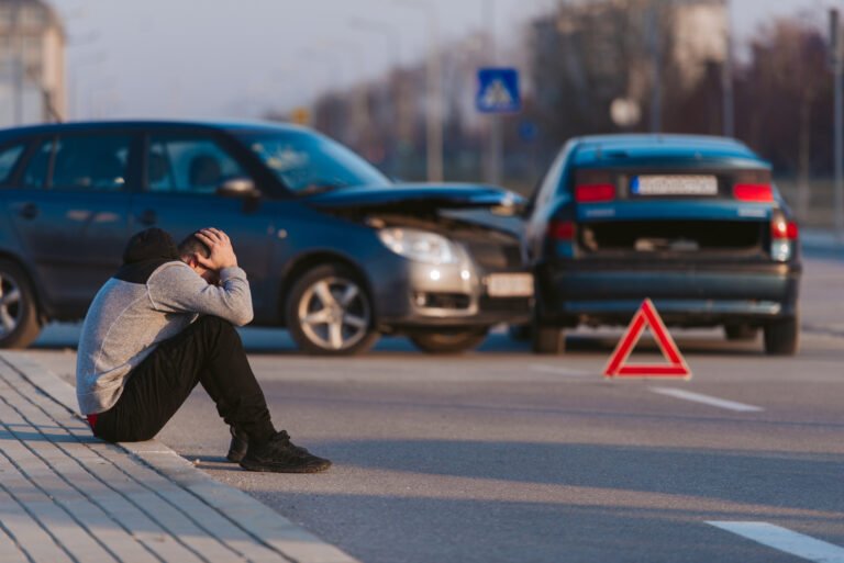 When to Contact a Car Accident Lawyer: Expert Guidance