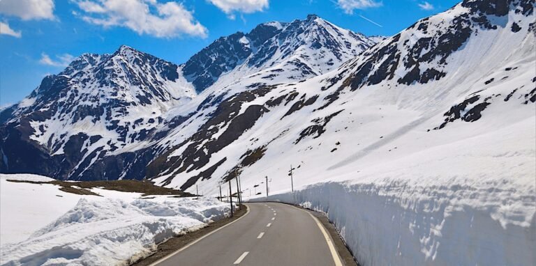 Roads Less Traveled: Unveiling Himachal Pradesh’s Stunning Highways