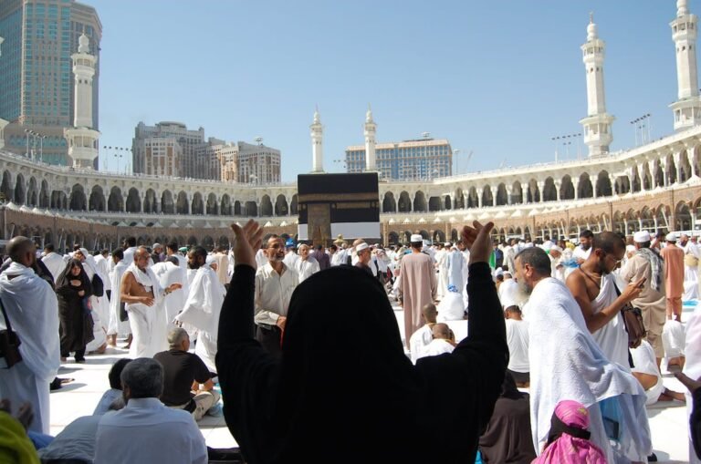 Discovering the Best Umrah Packages from the UK in December