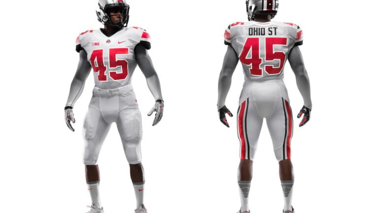 The Ultimate Guide to Custom Football Uniforms: Crafting Your Team’s Signature Style